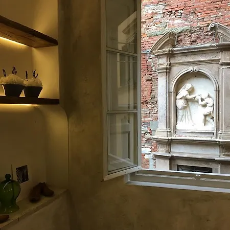 Il Pozzo Di Santa Zita Lucca