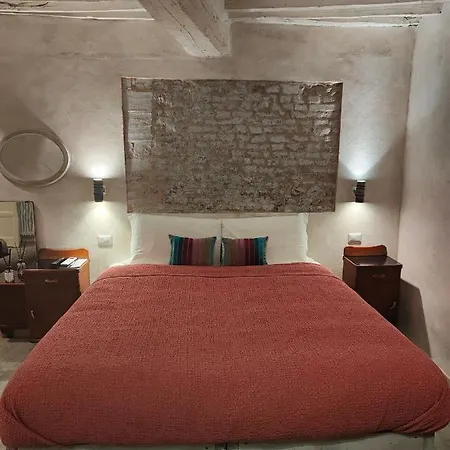 Il Pozzo Di Santa Zita Guest house