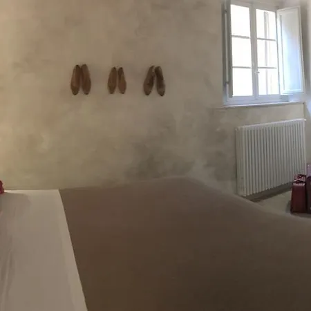 Il Pozzo Di Santa Zita Lucca