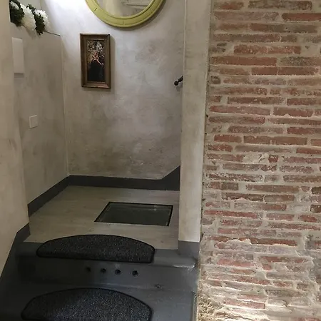 Il Pozzo Di Santa Zita